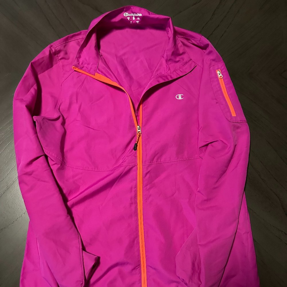 Champion Windbreaker Size Small